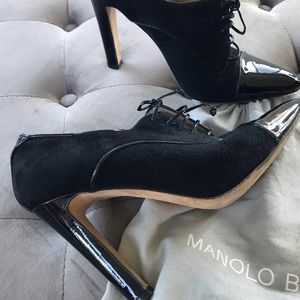 Manolo Blahnik bootie heels size 39.5